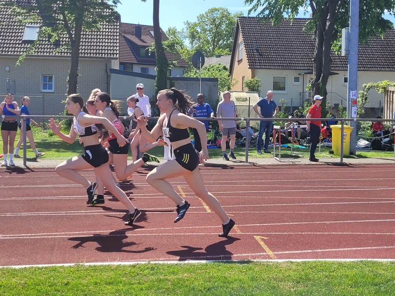 Laura Sprint - Laura Sprint.jpg Laura Sprint.jpg