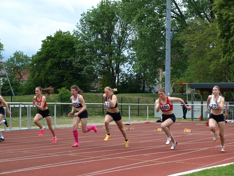 Naila 100m d - Naila 100m d.JPG Naila 100m d.JPG