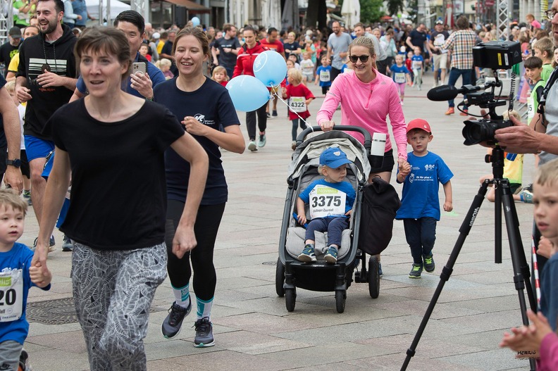 Altstadtlauf-2023 12 - Altstadtlauf-2023_12.jpg Altstadtlauf-2023_12.jpg