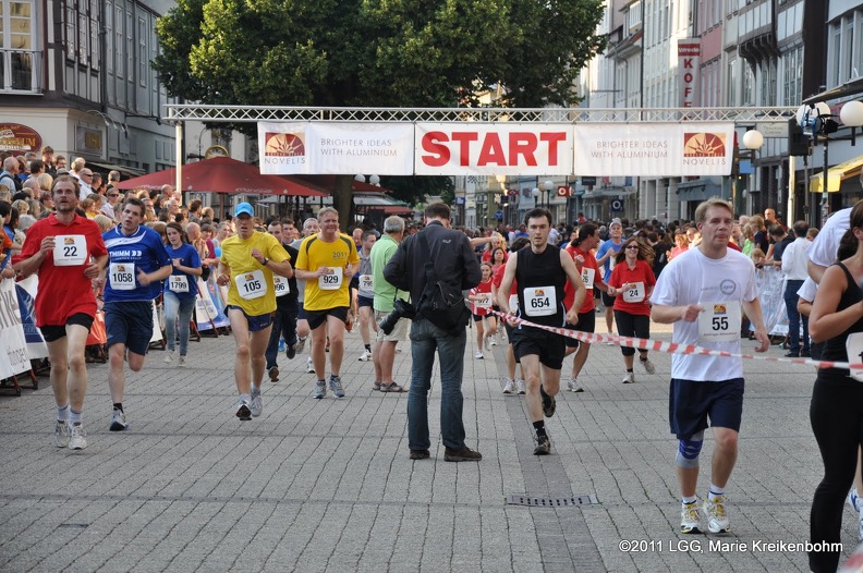 altstadtlauf2011 19-28-48 354 - altstadtlauf2011_19-28-48_354.JPG altstadtlauf2011_19-28-48_354.JPG