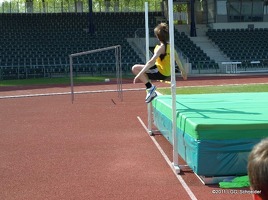 20110420 155527 23-Trainingswettkampf Hochsprung FelixFelix