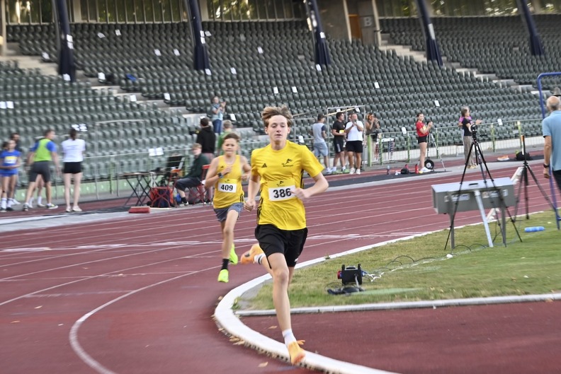 800m DSC_2880.jpeg