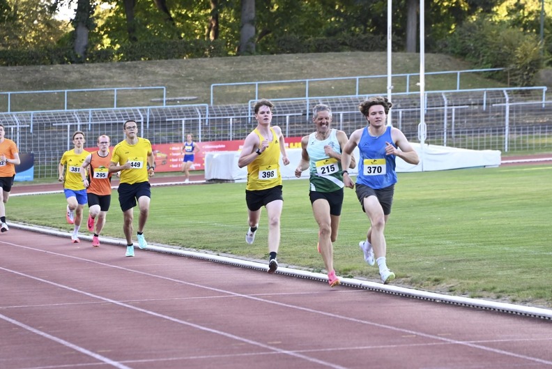 1000m
DSC_2911.jpeg